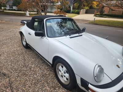 1988 Porsche 911 - Carrera 2 Cabriolet 2D