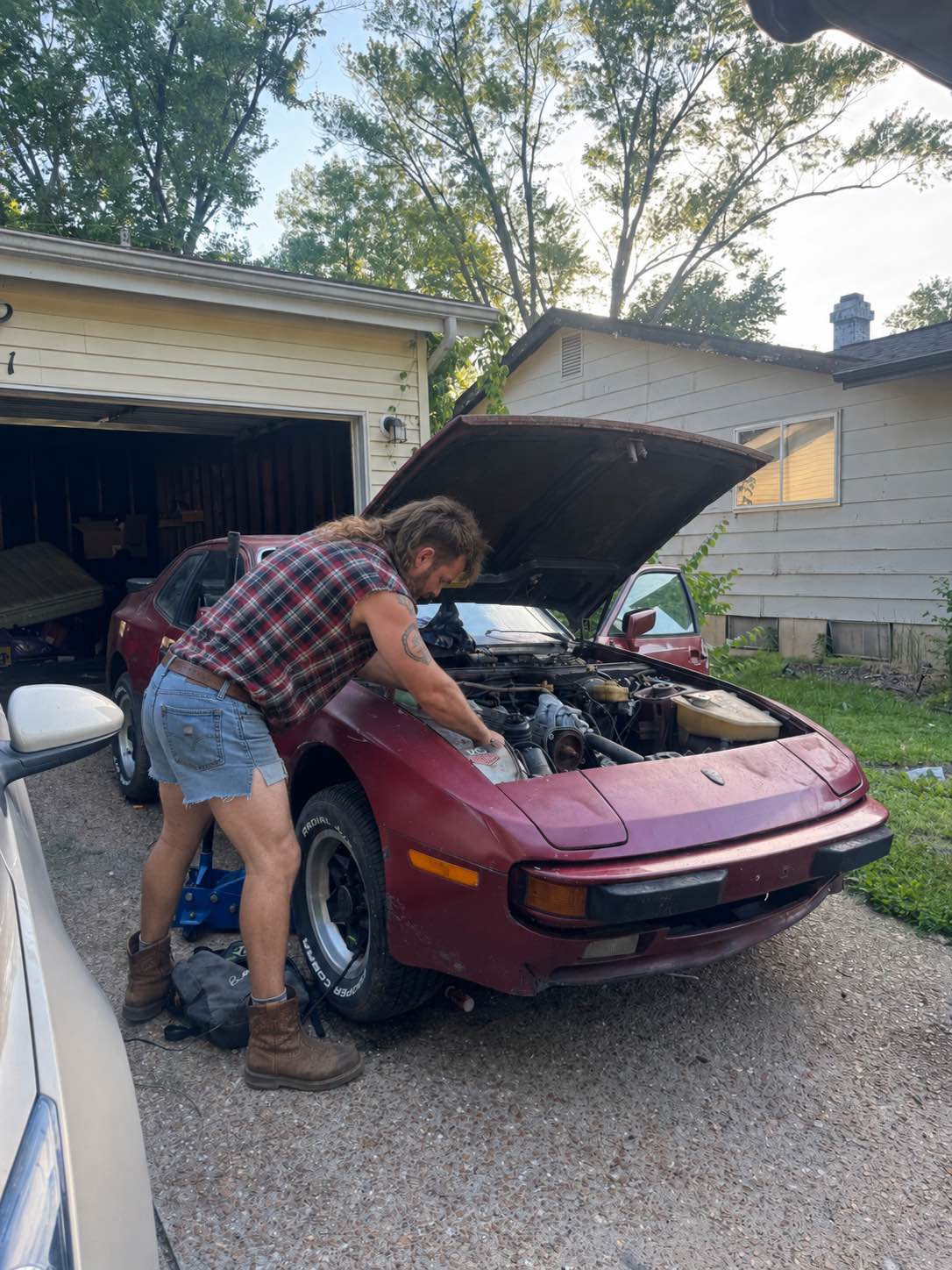 1983 Porsche 911 - 944