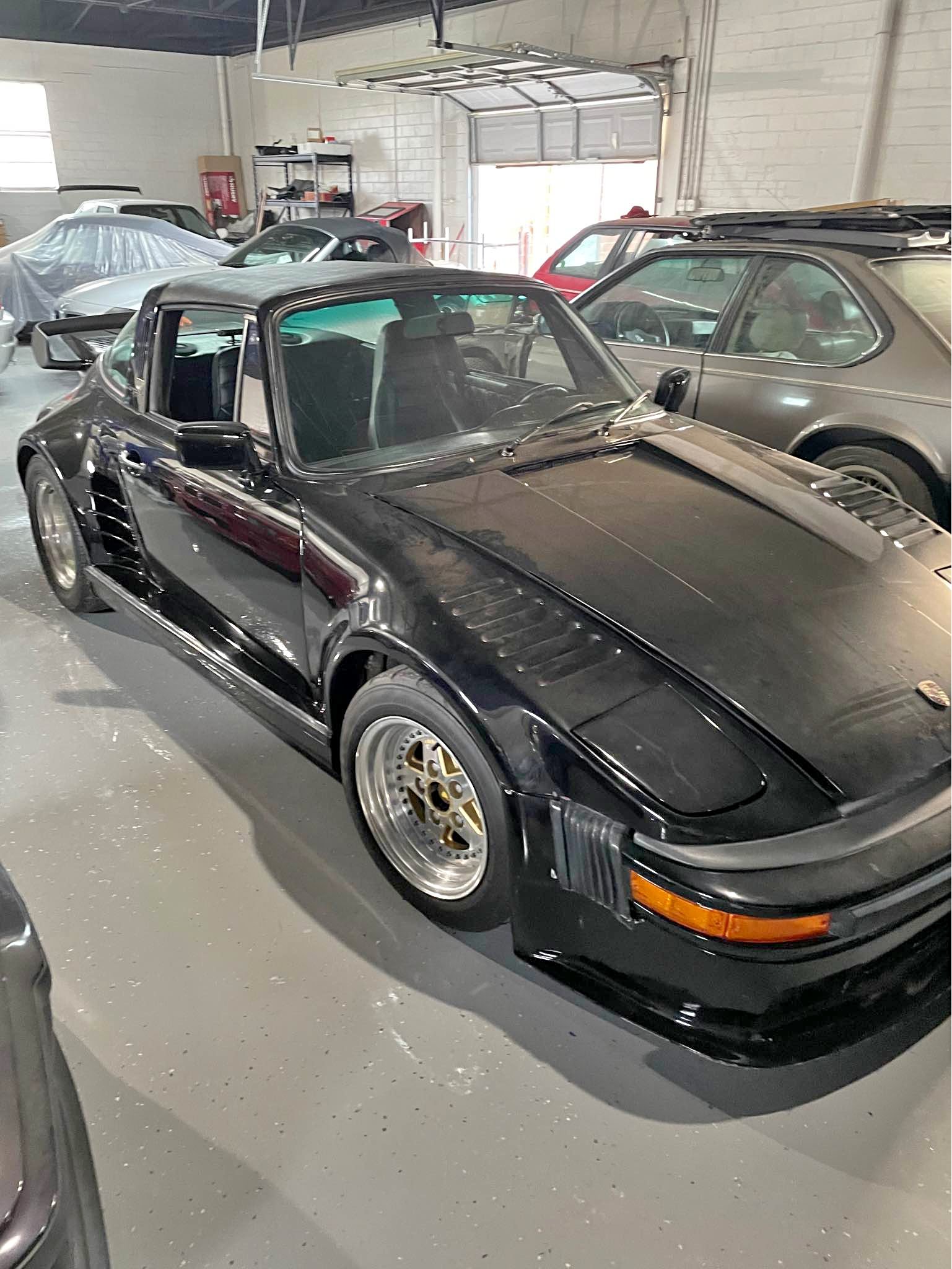 1980 Porsche 911 - Targa Coupe 2D