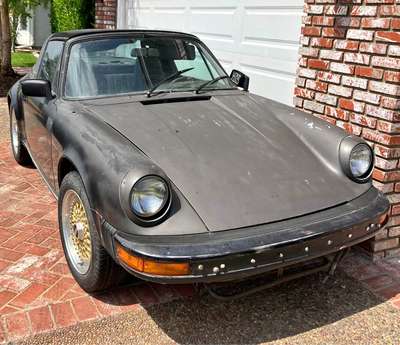 1981 Porsche 911 - Carrera 2 Targa 2D