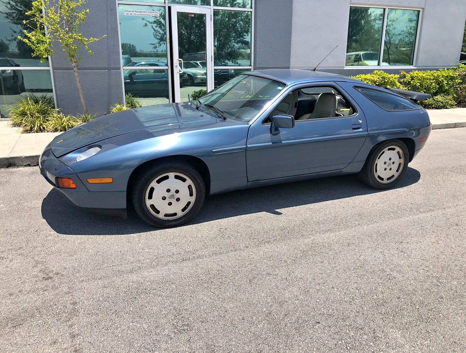 1989 Porsche 928