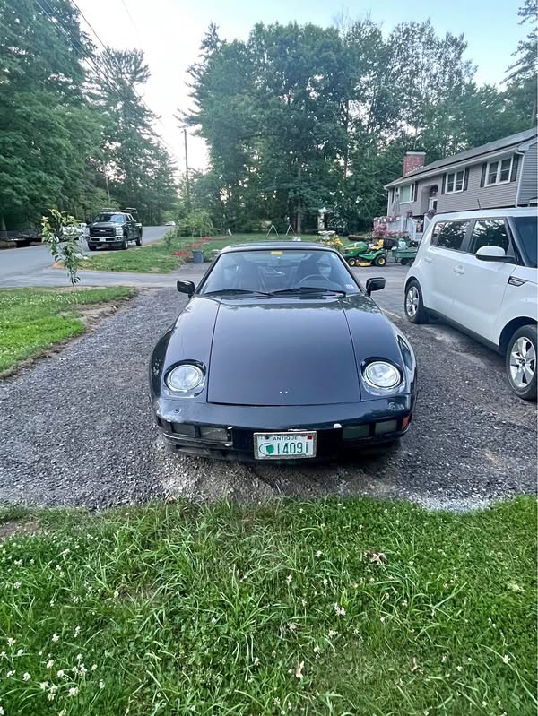 1984 Porsche 928 - GTS Coupe 2D