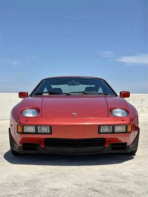 1983 Porsche 928 - S