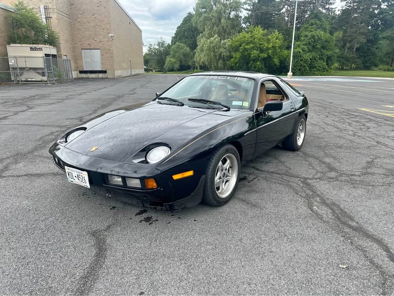 1985 Porsche 928