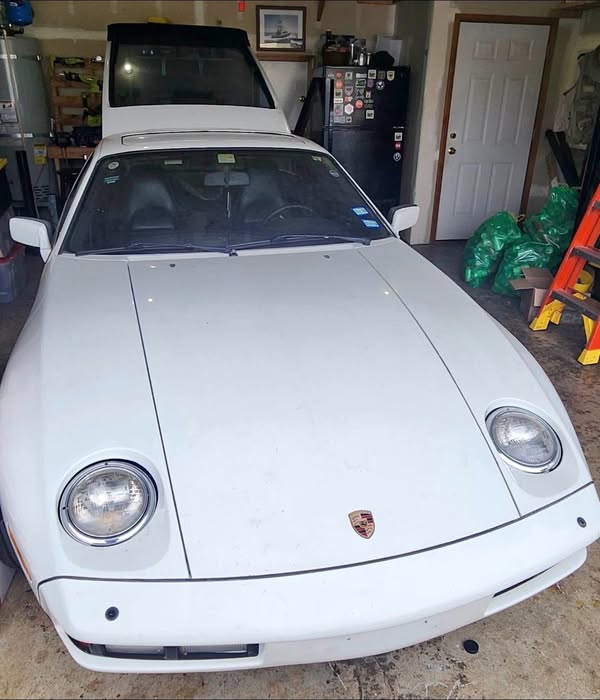 1985 Porsche 928 - GTS Coupe 2D