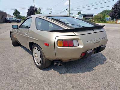 1985 Porsche 928