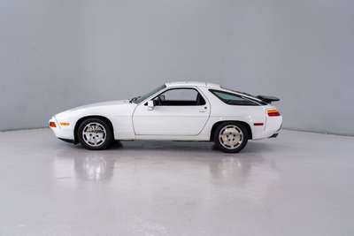 1987 Porsche 928