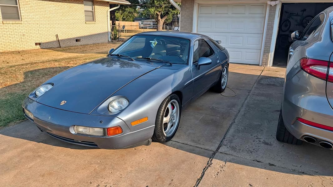 1989 Porsche 928 - S4 6.5 liter Stroker