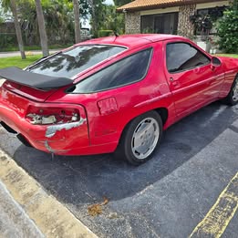 1989 Porsche 928  S4