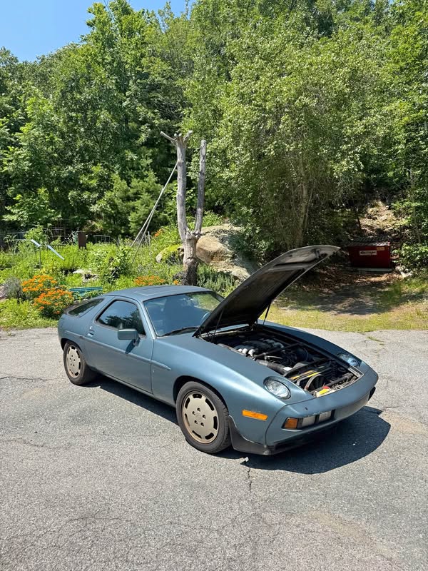 1984 Porsche 928