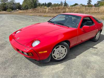 1985 Porsche 928
