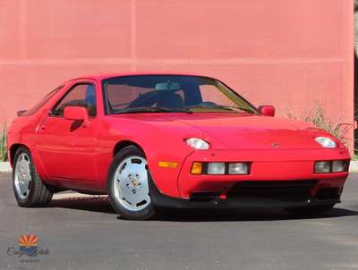 1984 Porsche 928 2dr Coupe 5-Spd