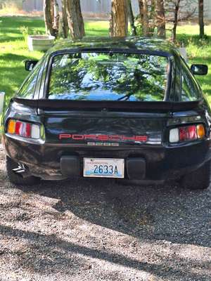 1984 Porsche 928 s