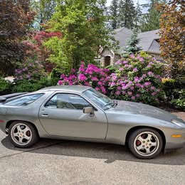 1987 Porsche 928 S4