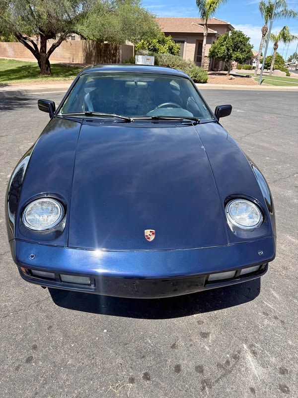 1986 Porsche 928 - S4