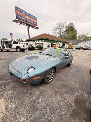 1984 Porsche 928