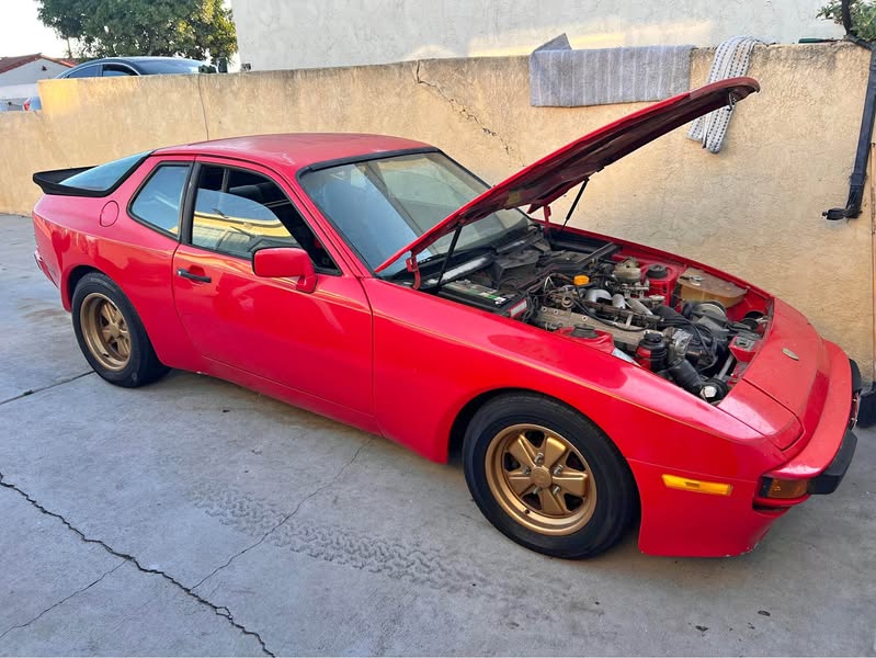 1984 Porsche 1984 Porsche 944