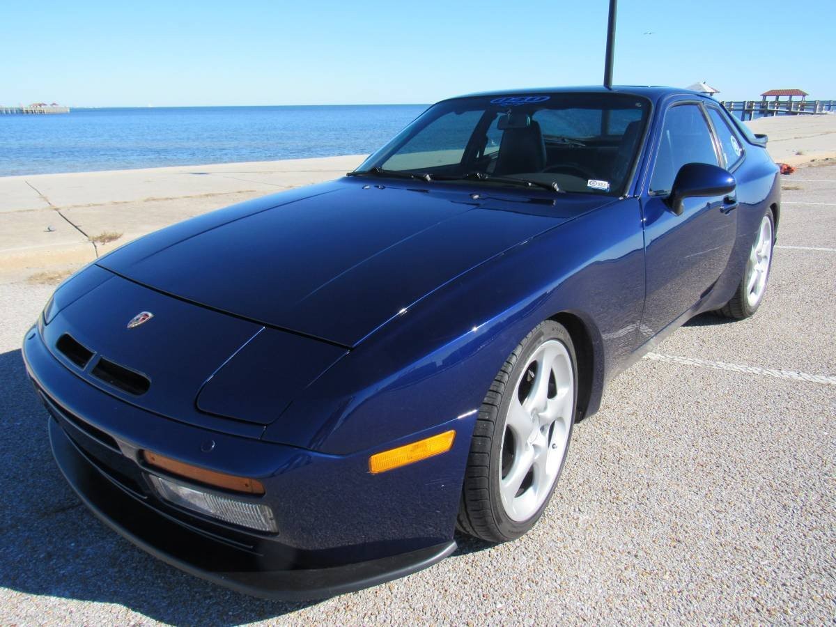 1987 Porsche 944 LS6 V8 Swap, 5-Spd Manual, A/C, Lowered...