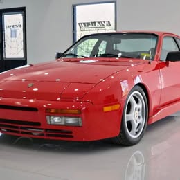1984 Porsche 944 low 71638 miles - 5 speed manual