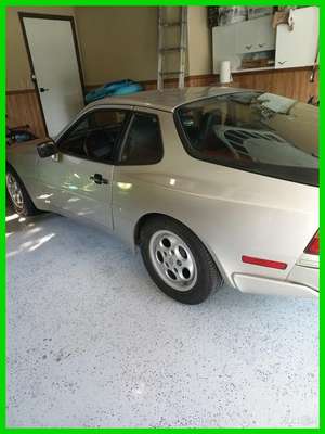 1987 Porsche 944 2dr Hatchback Stock #555633