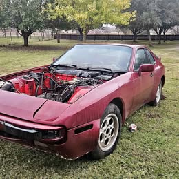 1986 Porsche 944 body