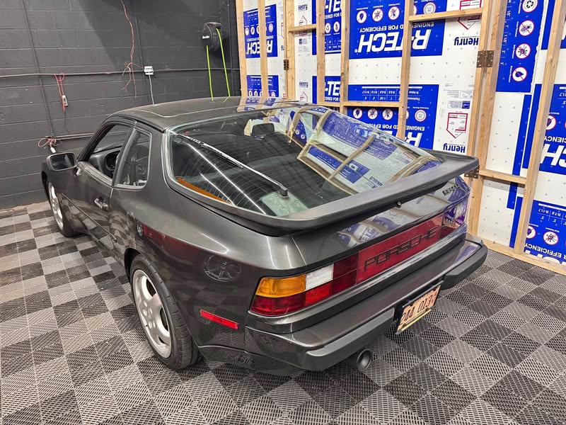 1983 Porsche 944
