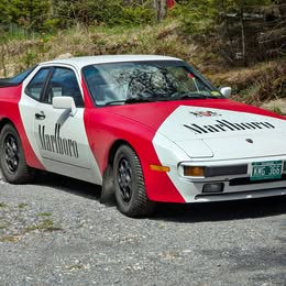 1988 Porsche 944 - celebration edition