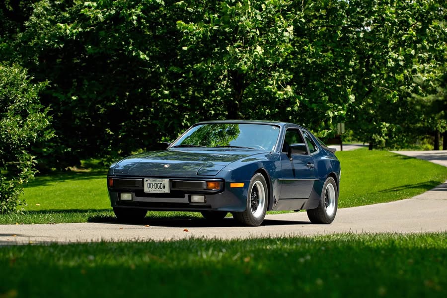 1984 Porsche 944
