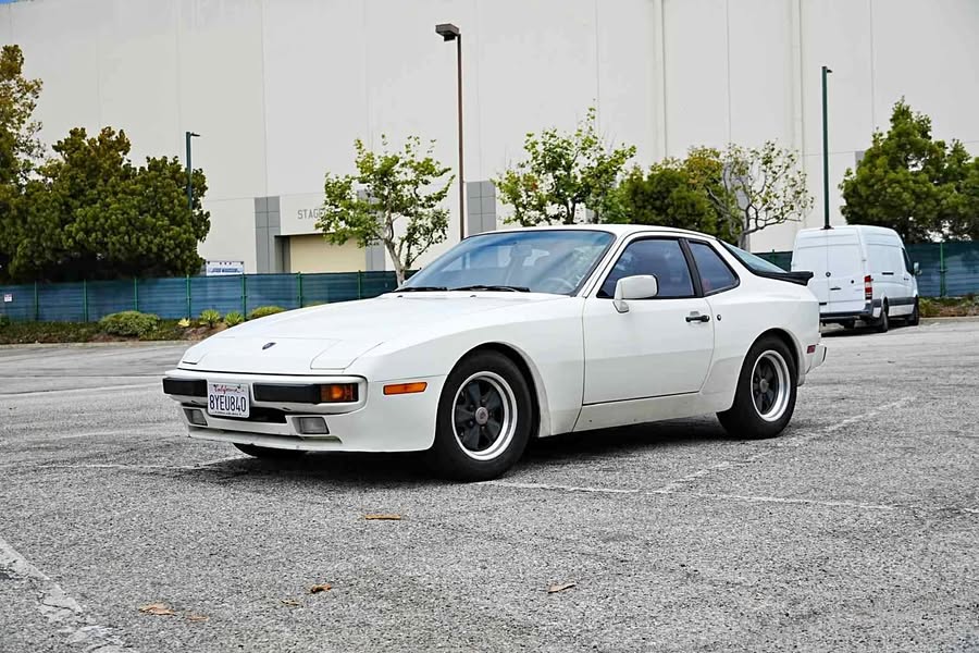 1985 Porsche 944