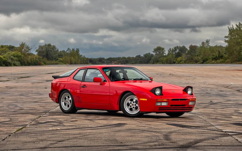 1986 Porsche 944 turbo
