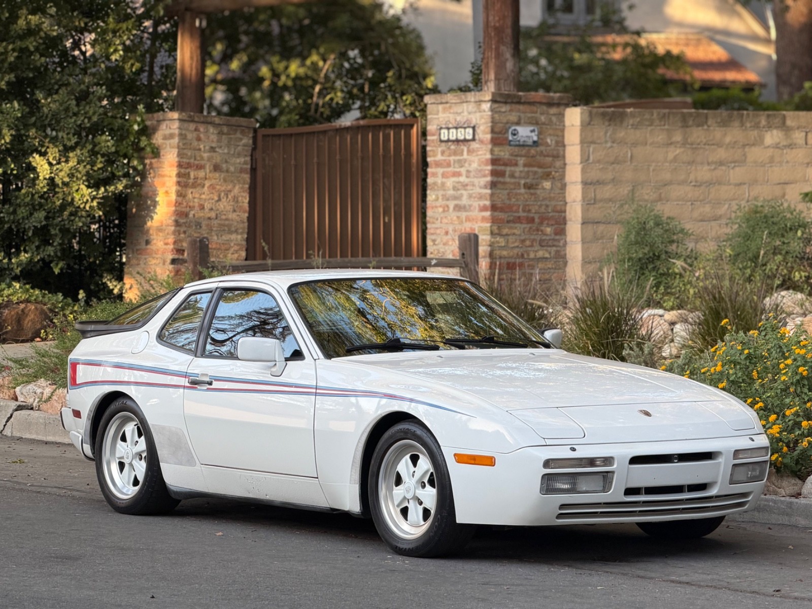 1986 Porsche 944 Turbo 5 speed Survivor All Original Highly...