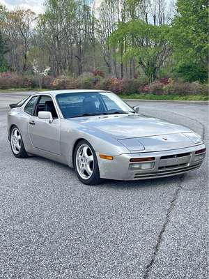 1987 Porsche 944 turbo - 951