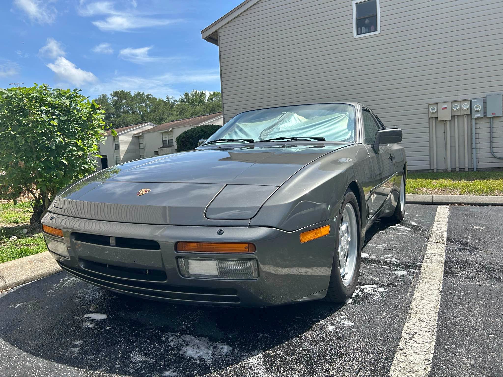 1986 Porsche 944 - Turbo