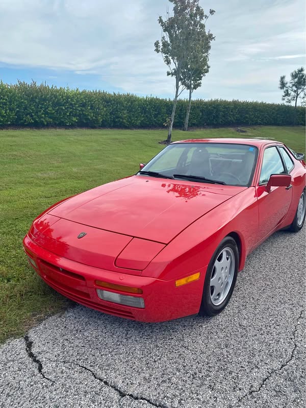 1988 Porsche 944 turbo
