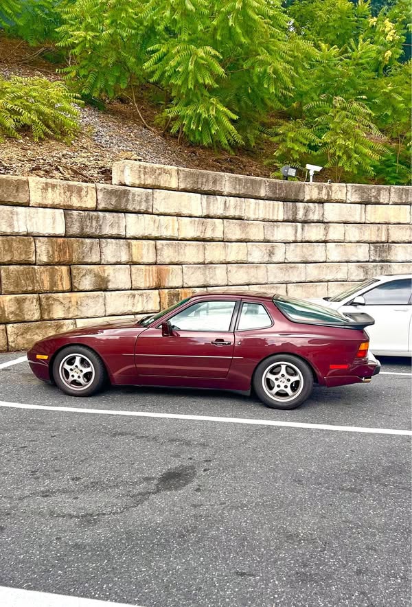 1988 Porsche 944 turbo