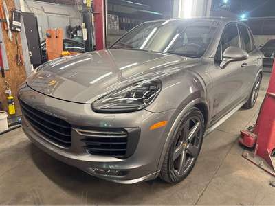 2017 Porsche Cayenne - Cayenne