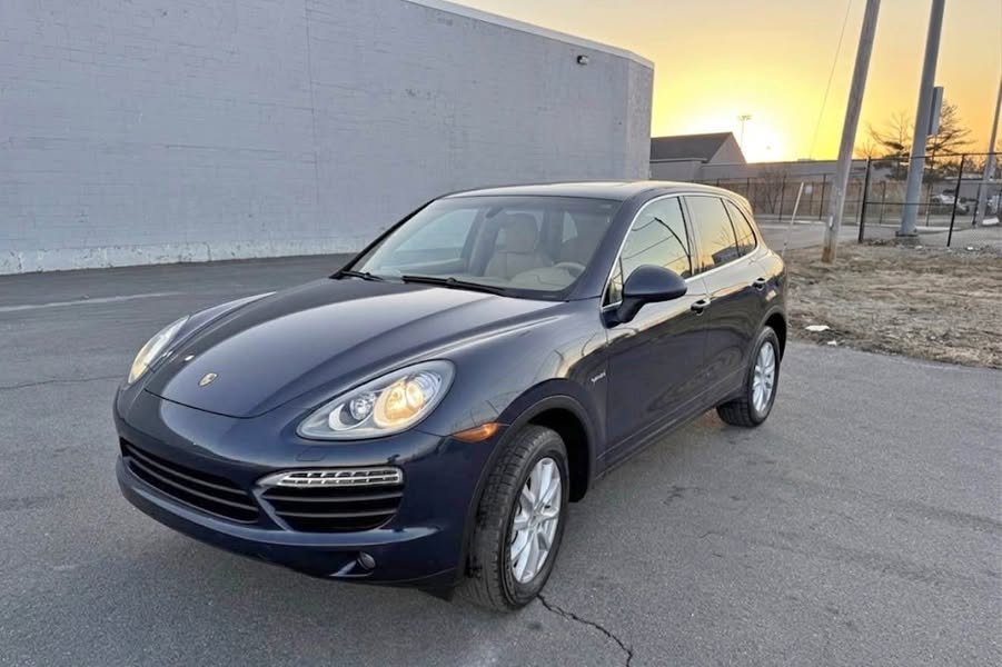2011 Porsche Cayenne - S E-Hybrid Sport Utility 4D