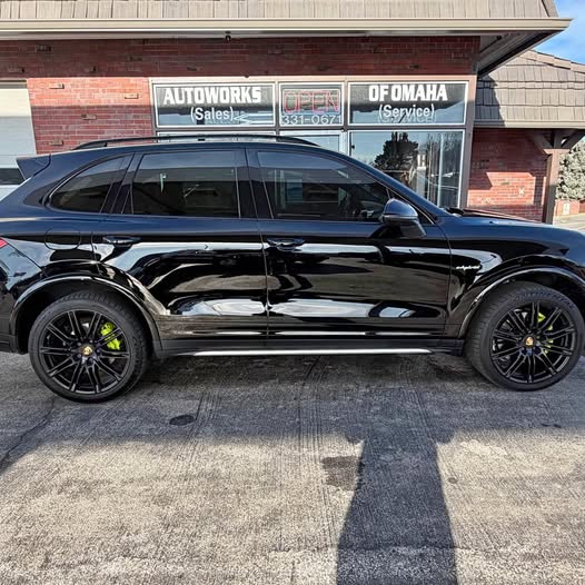 2017 Porsche Cayenne - Cayenne