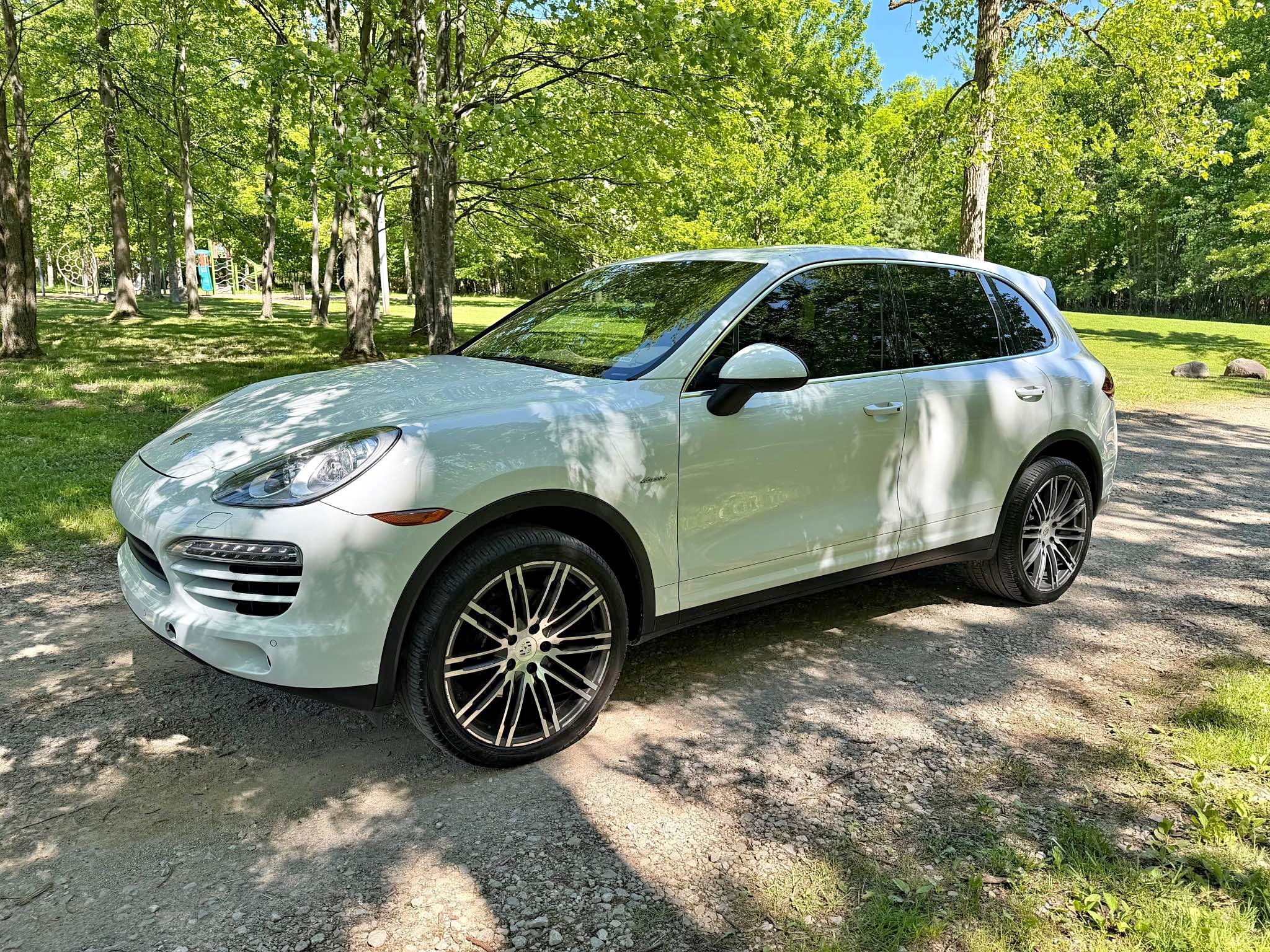 2013 Porsche Cayenne - Diesel Sport Utility 4D