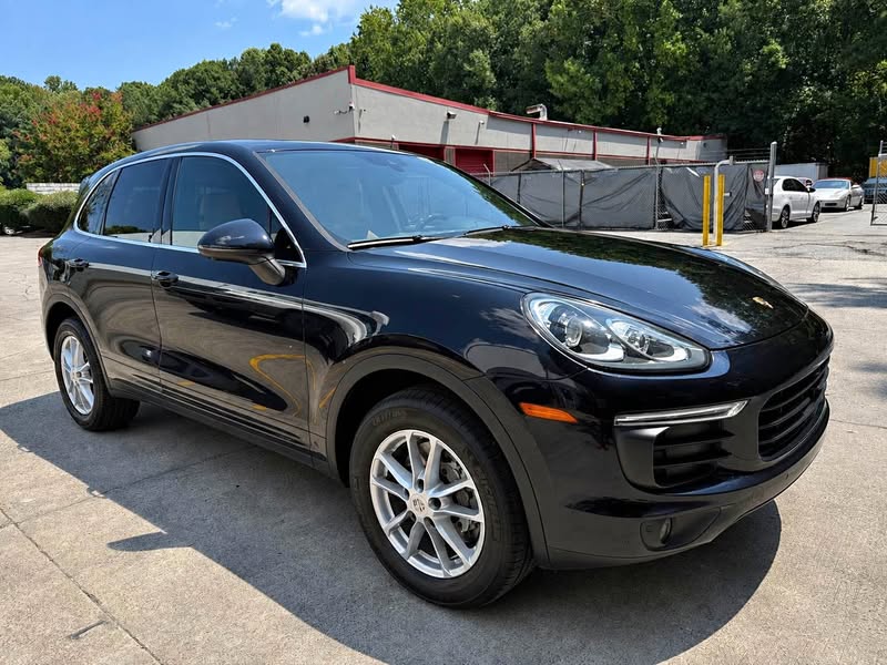 2016 Porsche Cayenne - Sport Utility 4D