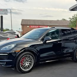 2013 Porsche Cayenne GTS