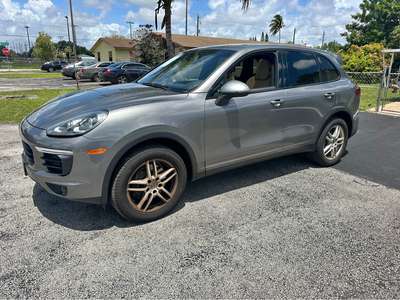 2018 Porsche Cayenne - Sport Utility 4D