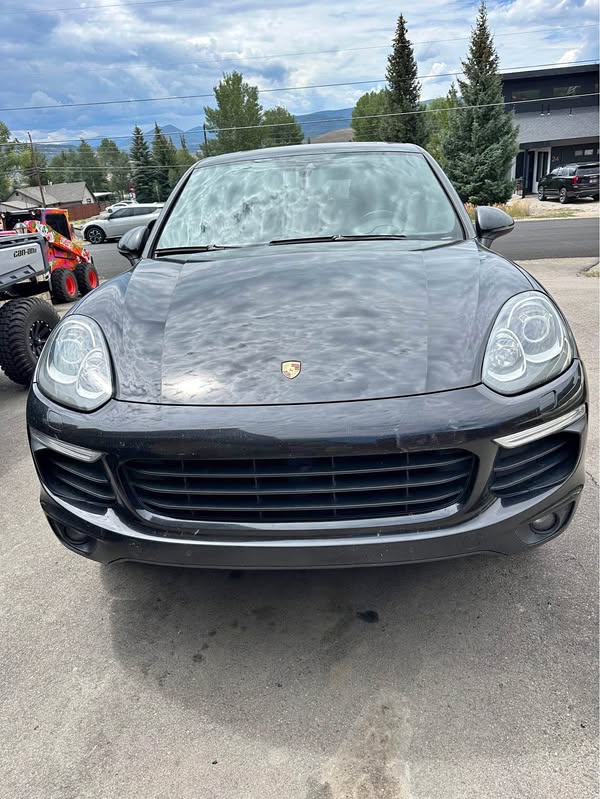 2017 Porsche Cayenne - Platinum Edition Sport Utility 4D