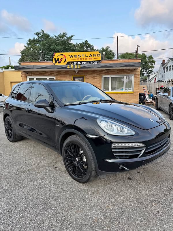 2012 Porsche Cayenne - S E-Hybrid Sport Utility 4D