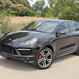 2013 Porsche CAYENNE GTS