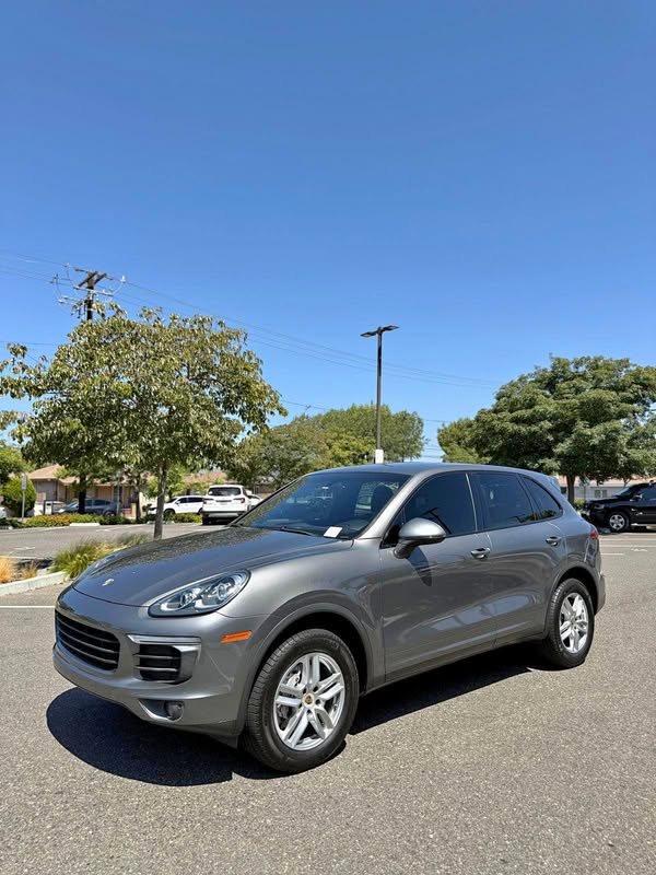 2016 Porsche Cayenne - Sport Utility 4D