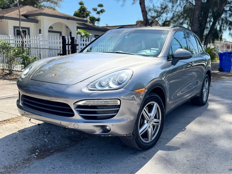 2013 Porsche Cayenne - Sport Utility 4D