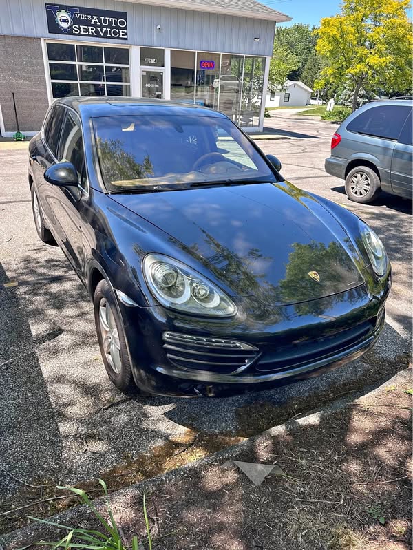 2012 Porsche Cayenne - Sport Utility 4D