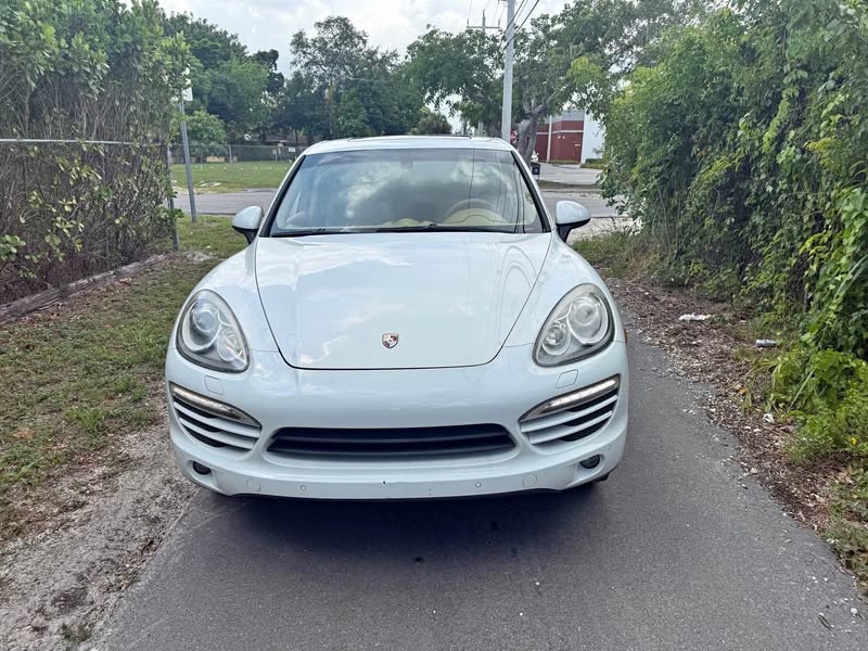 2014 Porsche Cayenne - Sport Utility 4D