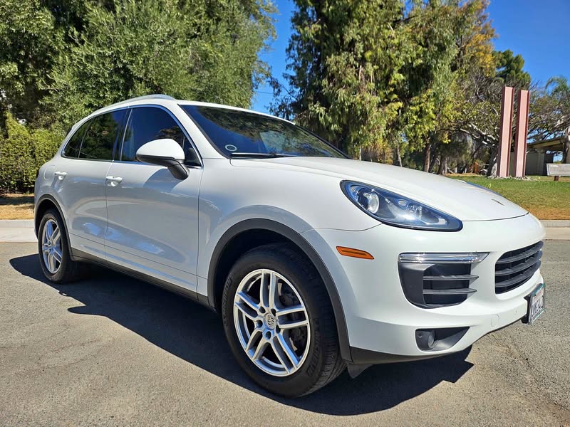 2017 Porsche Cayenne - Sport Utility 4D